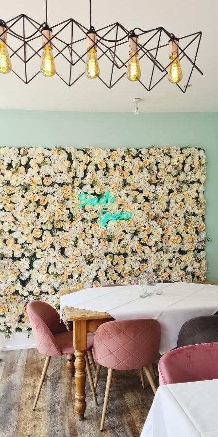 Beach Green Hotel Lancing Buitenkant foto